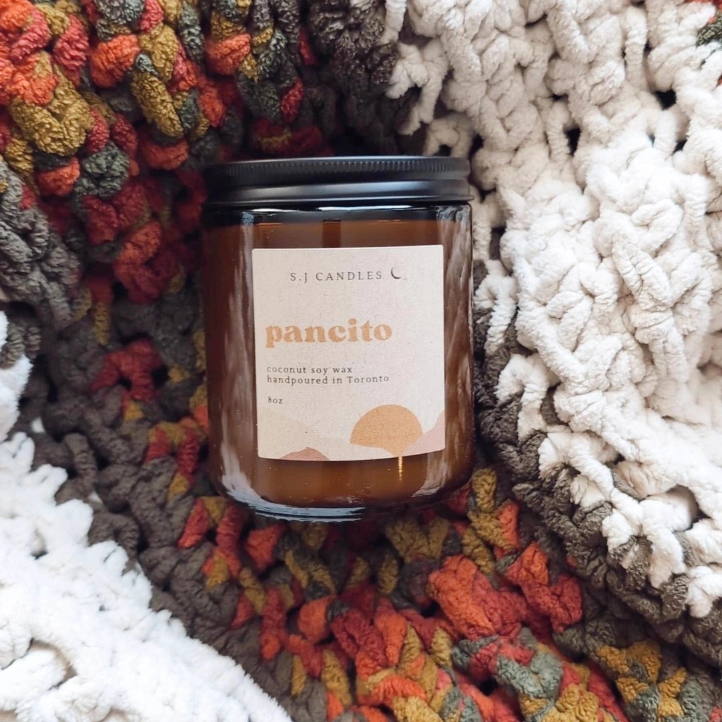Pancito coconut soy wooden wick candle in glass jar - vegan, hand-poured in Toronto. Latin inspired