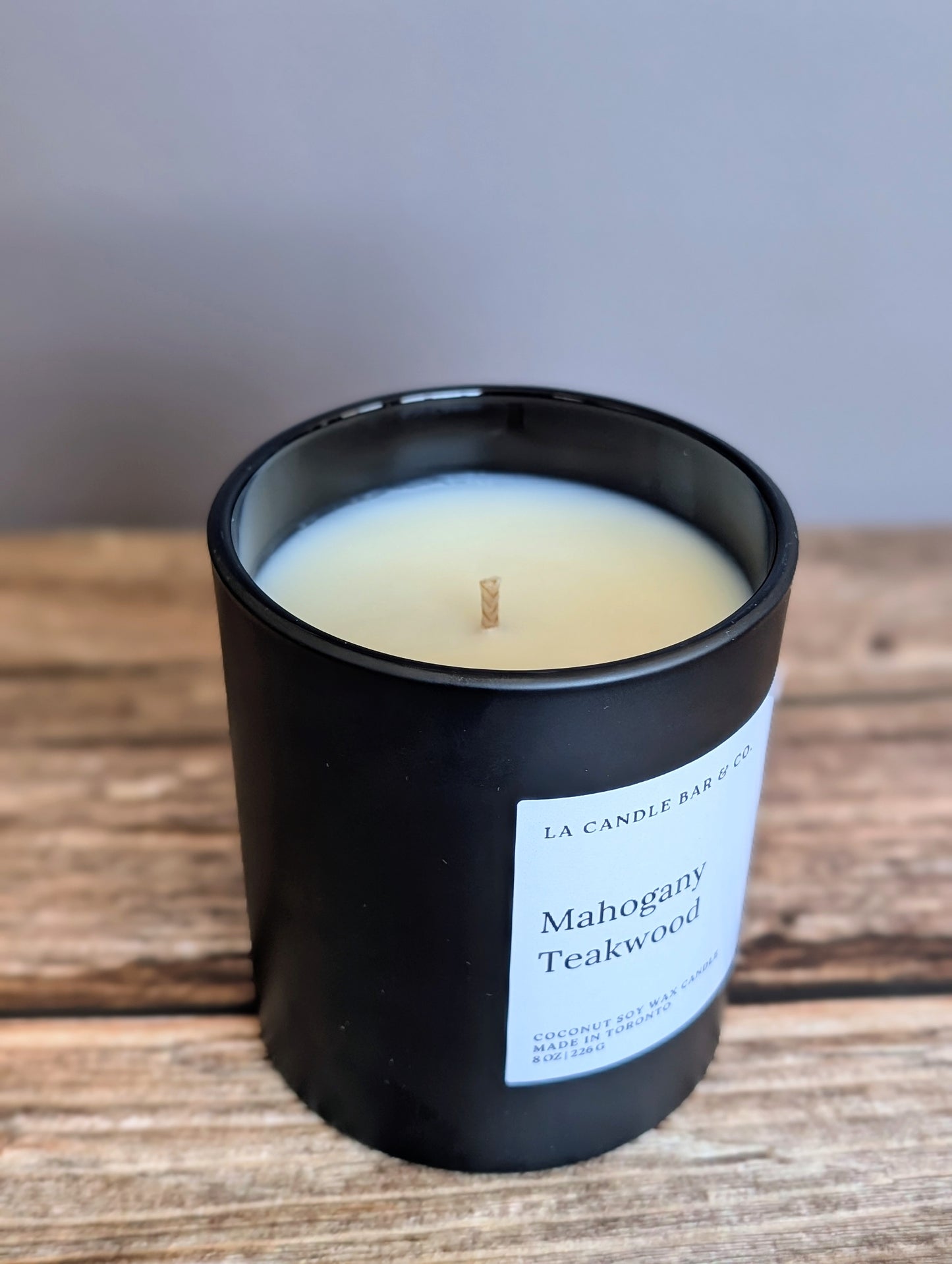 Mahogany Teakwood | Luxurious Wood & Lavender Scented Candle